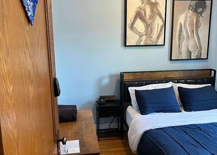 Blue In Dorothy's Bed and breakfast